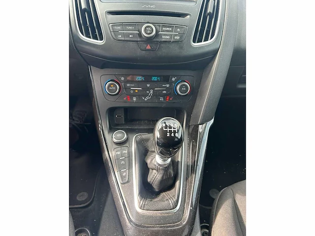 Ford focus wagon 1.0 titanium 2016 | k-887-lh - afbeelding 4 van  13