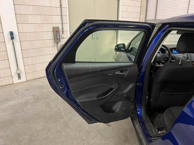 Ford focus wagon 1.0 titanium edition 125pk 2015, k-191-sl - afbeelding 29 van  39