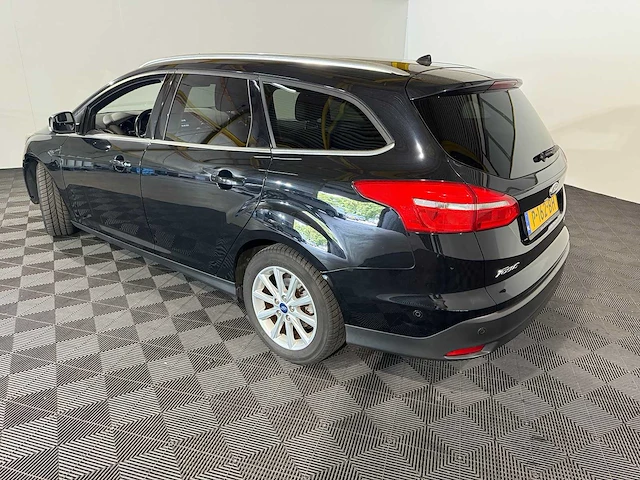 Ford focus wagon 1.0 titanium edition, p-162-bh - afbeelding 10 van  17