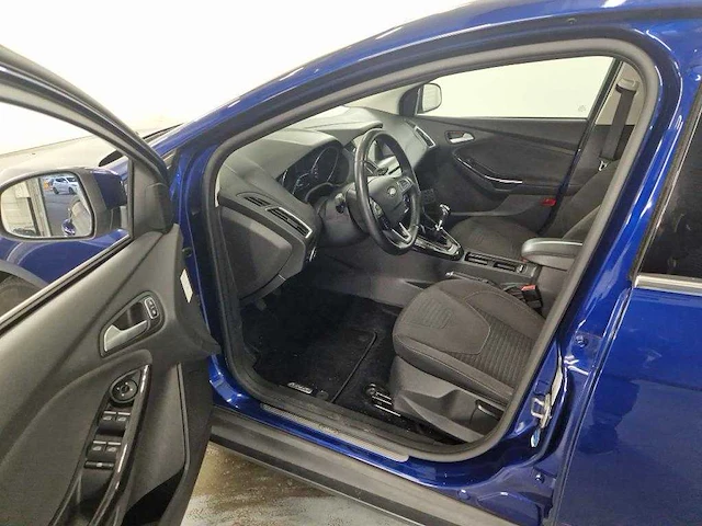 Ford focus wagon 1.0 titanium , ; tp-979-l - afbeelding 7 van  19