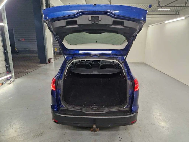 Ford focus wagon 1.0 titanium , ; tp-979-l - afbeelding 8 van  19