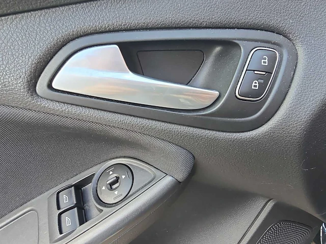 Ford focus wagon 1.0 trend edition 2015 | gv-874-b - afbeelding 32 van  33
