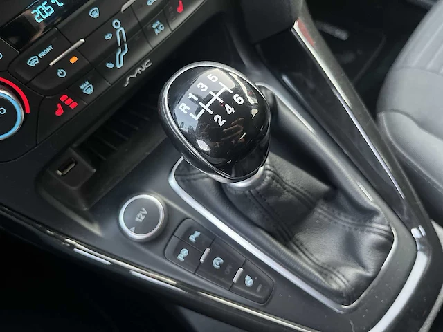 Ford focus wagon 1.5 titanium edition 2015 | zl-780-h - afbeelding 13 van  25
