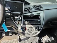 Ford focus wagon 1.6-16v centennial 92-nb-vs - afbeelding 2 van  14