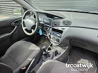 Ford focus wagon 1.6-16v centennial 92-nb-vs - afbeelding 4 van  14