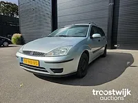 Ford focus wagon 1.6-16v centennial 92-nb-vs
