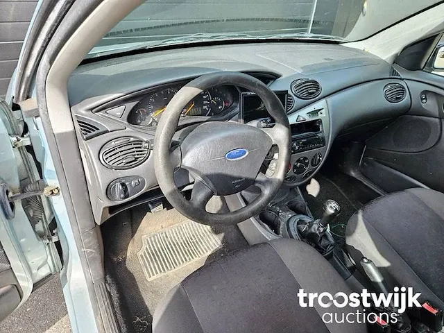 Ford focus wagon 1.6-16v centennial 92-nb-vs - afbeelding 12 van  14