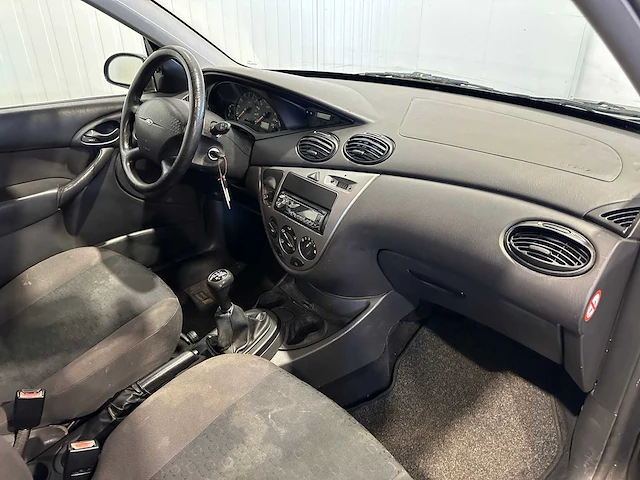 Ford focus wagon 1.6-16v cool edition 61-jb-lv - afbeelding 3 van  17