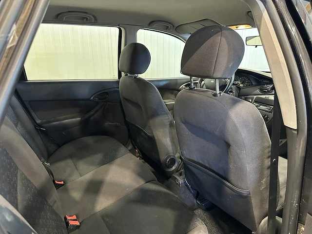 Ford focus wagon 1.6-16v cool edition 61-jb-lv - afbeelding 4 van  17