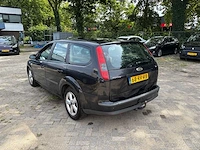 Ford focus wagon 1.6 16v futura, 68-rr-rb - afbeelding 12 van  14