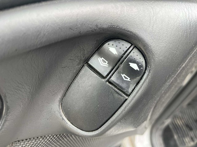 Ford focus wagon 1.6-16v trend car 2004 | 27-nr-rz - afbeelding 3 van  22