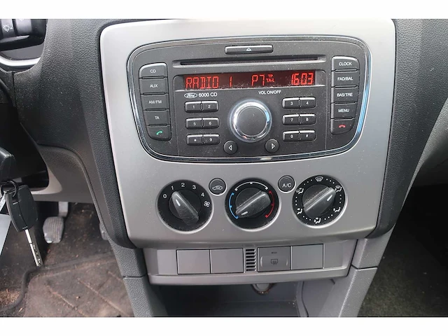 Ford focus wagon 1.6 comfort, 33-lkg-1 - afbeelding 13 van  15