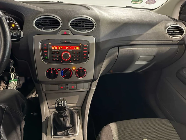 Ford focus wagon 1.6 comfort, 40-rbl-5 - afbeelding 3 van  13