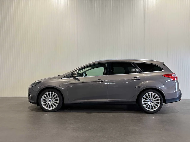 Ford focus wagon 1.6 ecob. titanium 98-rlp-9 - afbeelding 12 van  23