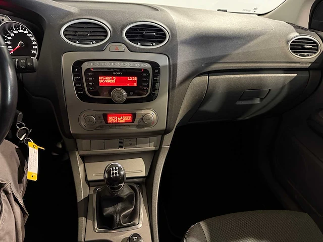 Ford focus wagon 1.6 tdci limited, 3-zrp-26 - afbeelding 6 van  18