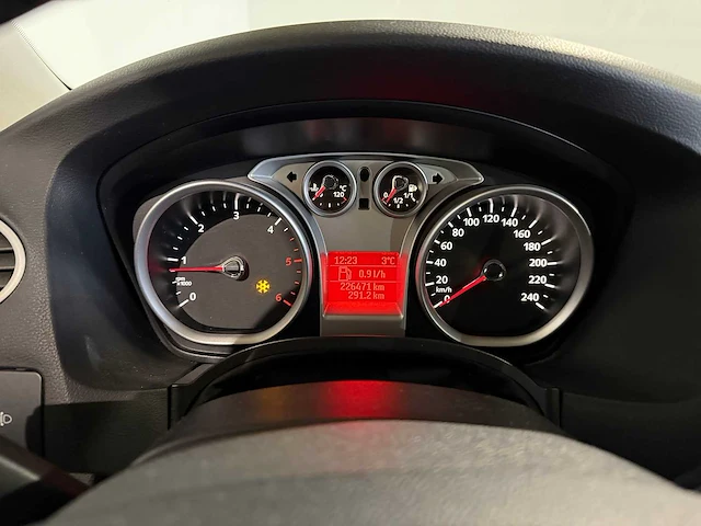 Ford focus wagon 1.6 tdci limited, 3-zrp-26 - afbeelding 7 van  18