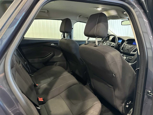 Ford focus wagon 1.6 ti-vct titanium 72-szv-1 - afbeelding 4 van  21