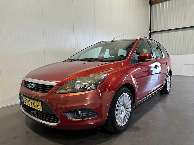 Ford focus wagon 1.6 titanium 61-gxd-6 - afbeelding 1 van  19