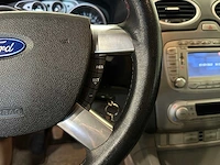 Ford focus wagon 1.8 limited 04-jzv-2 - afbeelding 8 van  22
