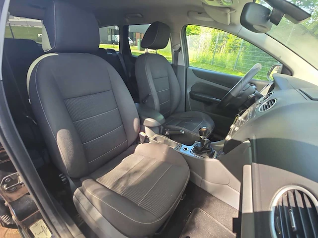 Ford focus wagon 1.8 titanium flexi fuel car 2009 | 32-jkz-3 i - afbeelding 20 van  31