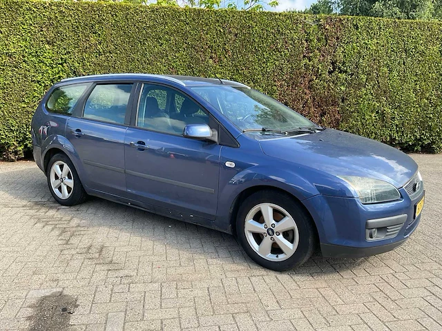 Ford focus wagon 67-td-nr - afbeelding 1 van  32