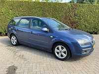 Ford focus wagon 67-td-nr - afbeelding 1 van  32