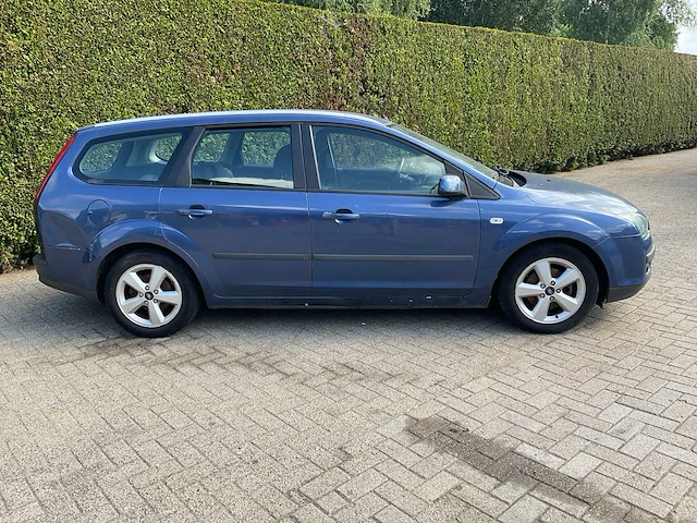 Ford focus wagon 67-td-nr - afbeelding 27 van  32