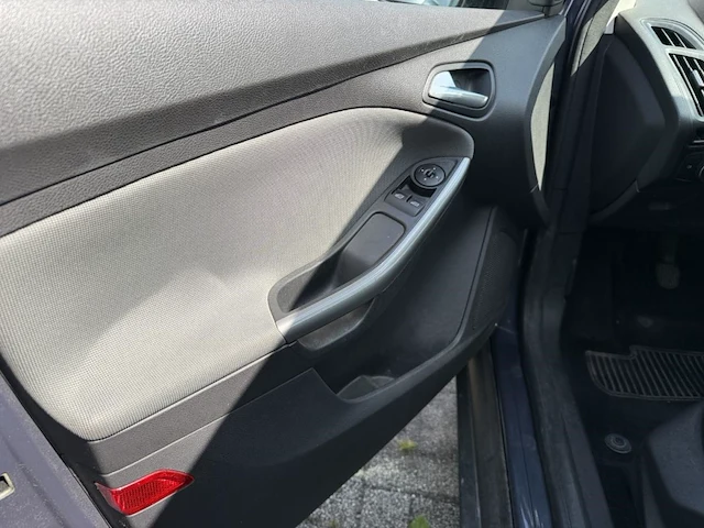Ford focus,2012 - afbeelding 19 van  22