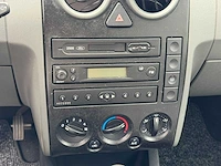 Ford fusion 1.6-16v trend 2003 | zn-267-z i - afbeelding 4 van  21