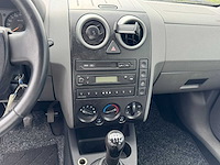 Ford fusion 1.6-16v trend 2003 | zn-267-z i - afbeelding 2 van  21