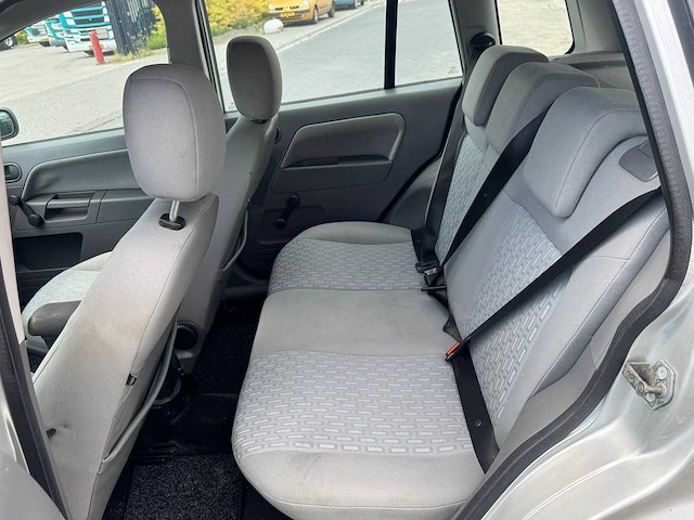 Ford fusion 1.6-16v trend 2003 | zn-267-z i - afbeelding 9 van  21