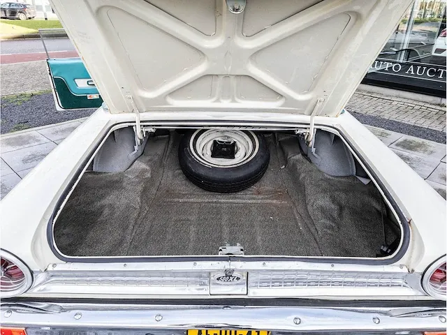 Ford galaxie 500 xl cabriolet automaat 1963 ae-90-41 oldtimer - afbeelding 32 van  46