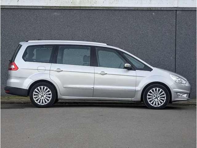 Ford galaxy 1.6 scti platinum | 9-thr-92 - afbeelding 31 van  41