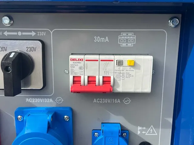 Ford generator / aggregaat 230/380v diesel - afbeelding 7 van  21