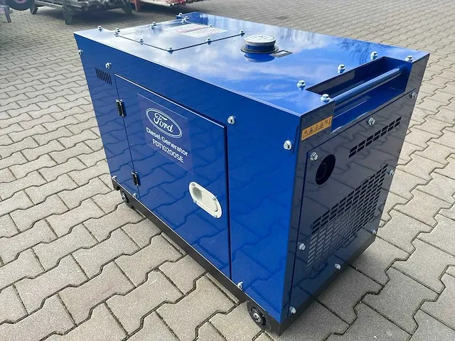 Ford generator / aggregaat 230/380v diesel - afbeelding 20 van  21