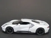 Ford gt (2017) wit - afbeelding 2 van  5