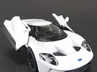 Ford gt (2017) wit - afbeelding 4 van  5