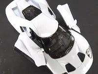 Ford gt (2017) wit - afbeelding 5 van  5
