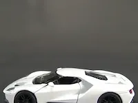 Ford gt (2017) wit - afbeelding 2 van  5
