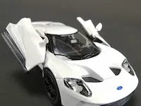 Ford gt (2017) wit - afbeelding 4 van  5