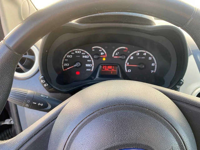 Ford ka 1.2 cool&amp sound 87-lvb-9 - afbeelding 6 van  8