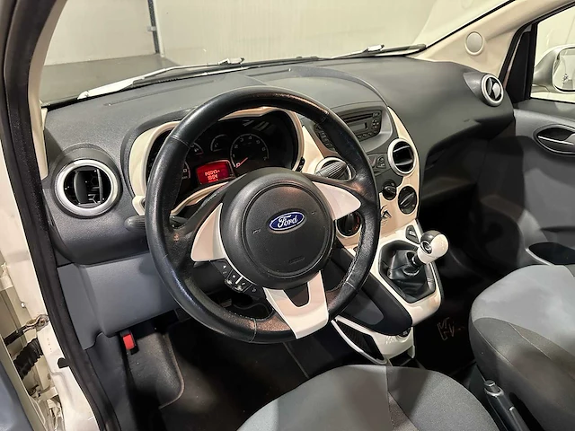 Ford ka 1.2 titanium x s/s 50-xnz-1 - afbeelding 9 van  17