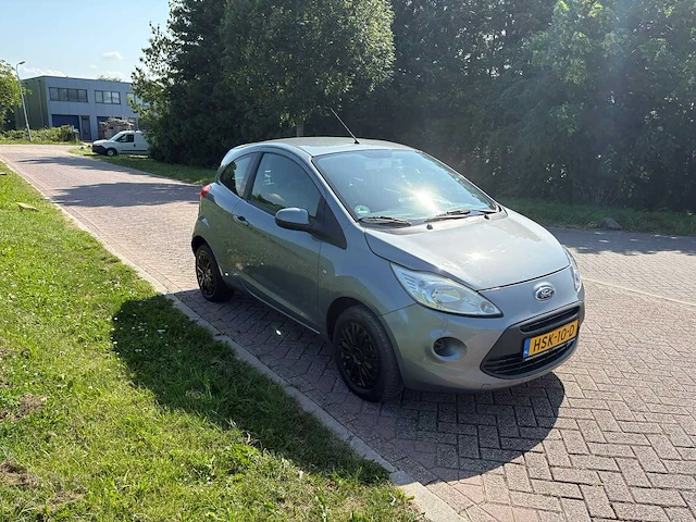 Ford ka 1.2 trend , hsk-10-d - afbeelding 10 van  17
