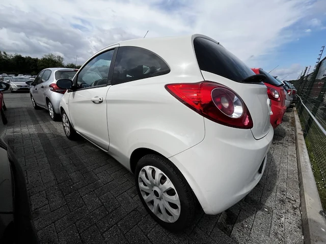 Ford ka 1.2i titanium start/stop 69,2014 - afbeelding 19 van  23