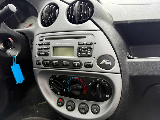 Ford ka 1.3 futura , 99-tb-lp - afbeelding 8 van  8