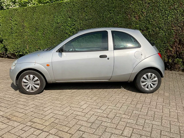 Ford ka 83-tf-hk - afbeelding 2 van  26