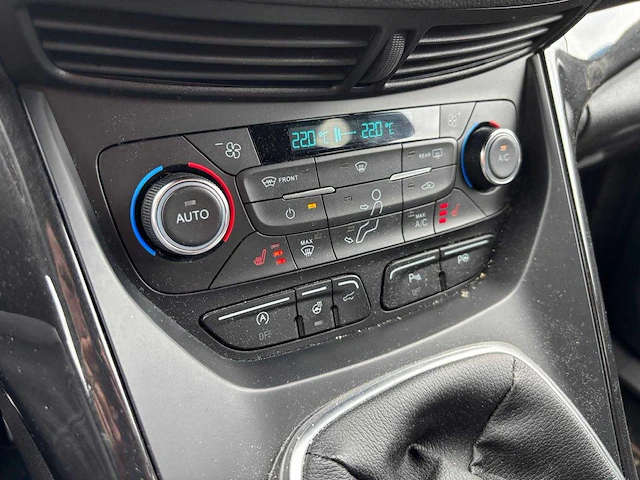 Ford kuga 1.5 ecoboost st line; t-016-fx - afbeelding 17 van  22