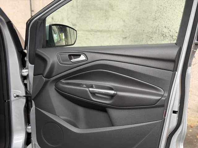 Ford kuga 1.5 tdci st-line 120pk 2018, sj-597-n - afbeelding 46 van  58