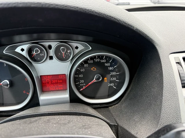 Ford kuga 2.0 tdci 2wd titanium dpf,2010 - afbeelding 10 van  37