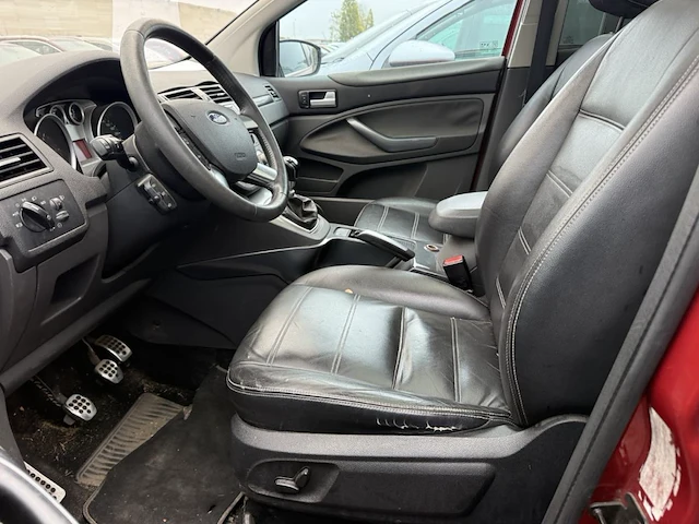 Ford kuga 2.0 tdci 2wd titanium dpf,2010 - afbeelding 35 van  37